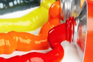 Как удалить следы от ручки или фломастера с ковра